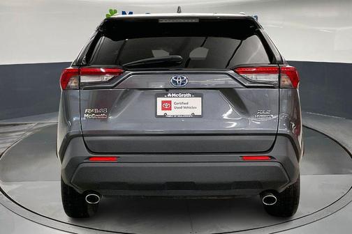 2020 Toyota RAV4 Hybrid XLE