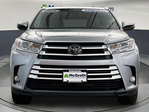 Celestial Silver Metallic 2018 Toyota Highlander XLE