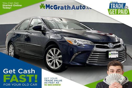 Pearl 2017 Toyota Camry Hybrid XLE