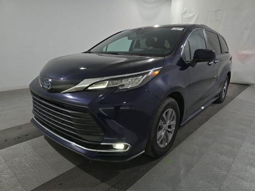 Blueprint 2023 Toyota Sienna XLE