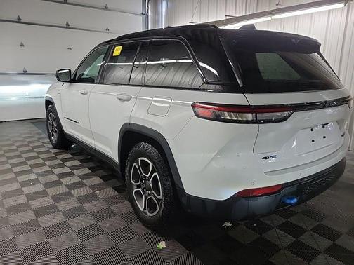2023 Jeep Grand Cherokee 4xe Trailhawk