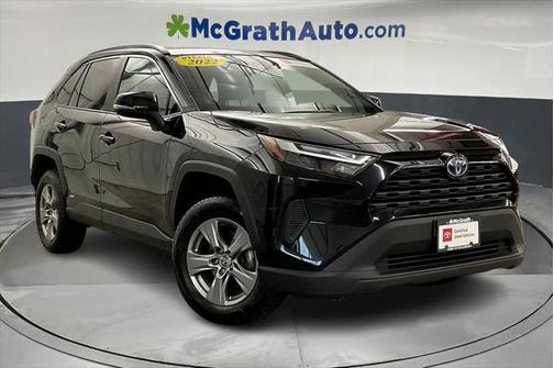 2022 Toyota RAV4 Hybrid XLE