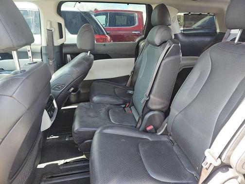 2024 Kia Carnival SX Prestige