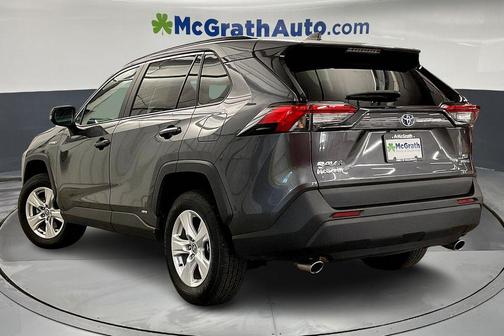 2021 Toyota RAV4 Hybrid XLE