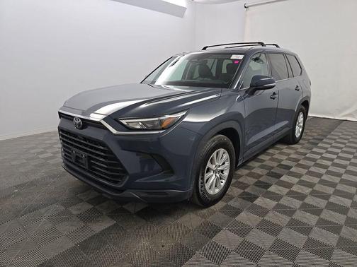Cloud 2024 Toyota Grand Highlander XLE