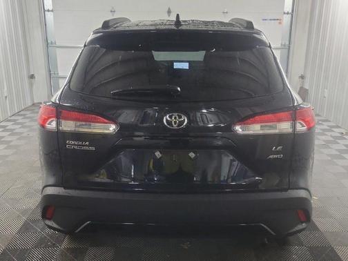 2025 Toyota Corolla Cross LE
