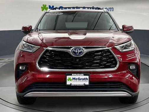 Ruby Flare Pearl 2022 Toyota Highlander Hybrid Platinum