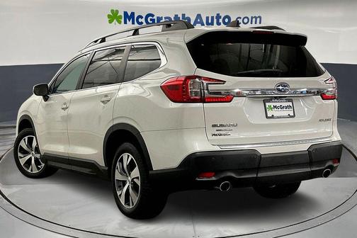 Crystal White Pearl 2023 Subaru Ascent Premium 8-Passenger