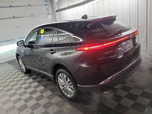 2023 Toyota Venza XLE