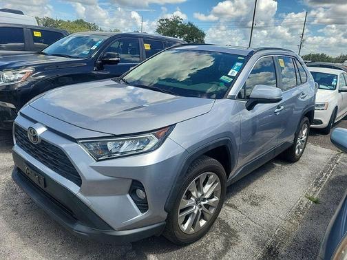 2019 Toyota RAV4 XLE Premium