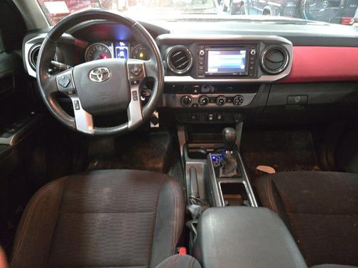 2018 Toyota Tacoma SR