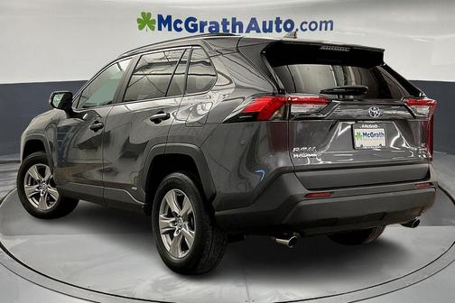 2022 Toyota RAV4 Hybrid LE