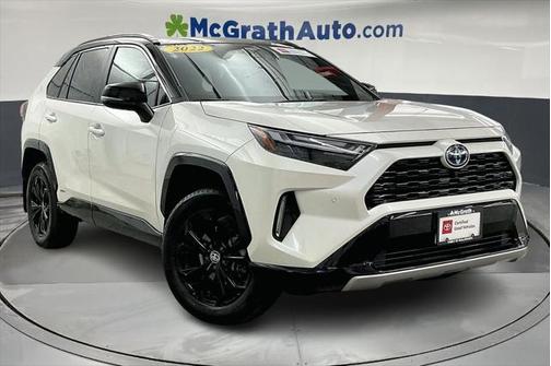 2022 Toyota RAV4 Hybrid SE