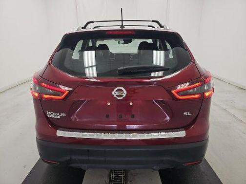 Scarlet Ember Pearl Metallic 2022 Nissan Rogue Sport SL