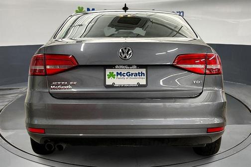 2015 Volkswagen Jetta 2.0L TDI SE w/Connectivity