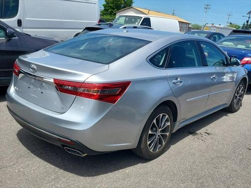 2017 Toyota Avalon XLE Premium