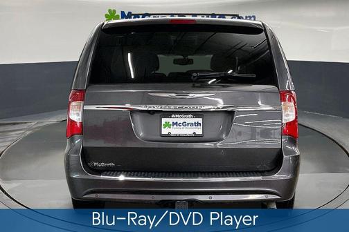 Granite Crystal Metallic Clearcoat 2015 Chrysler Town & Country Touring-L