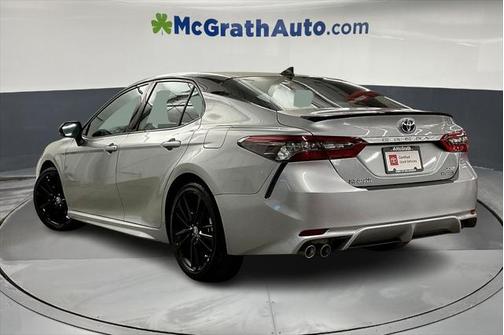 2024 Toyota Camry Hybrid SE