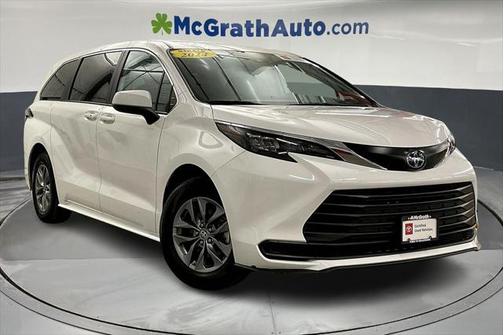 2024 Toyota Sienna LE