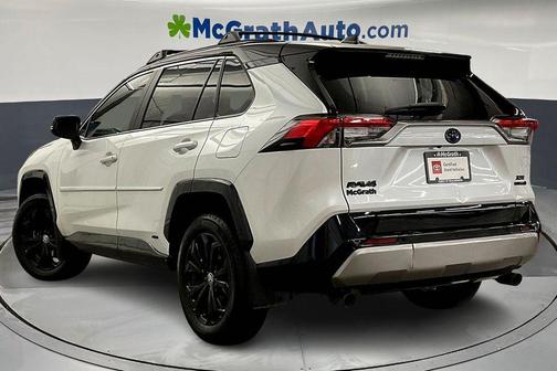 2024 Toyota RAV4 Hybrid SE