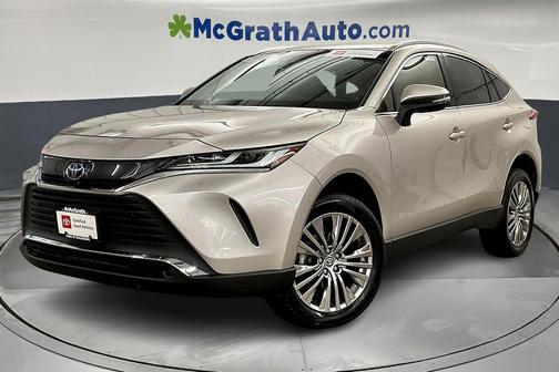 2022 Toyota Venza XLE