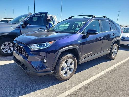 2020 Toyota RAV4 Hybrid XLE