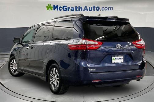 Pearl 2019 Toyota Sienna XLE