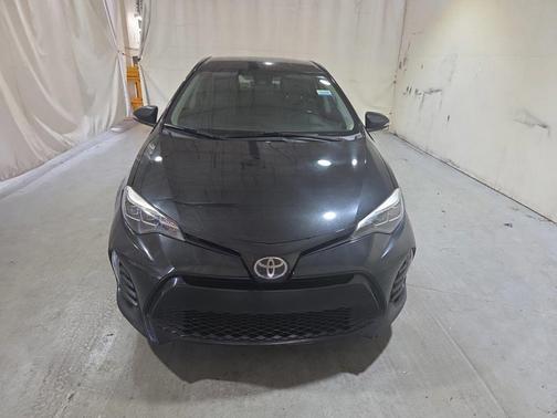 Black Sand Pearl 2018 Toyota Corolla SE