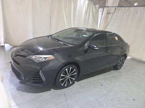 Black Sand Pearl 2018 Toyota Corolla SE