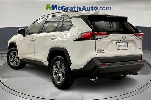 2025 Toyota RAV4 Hybrid XLE