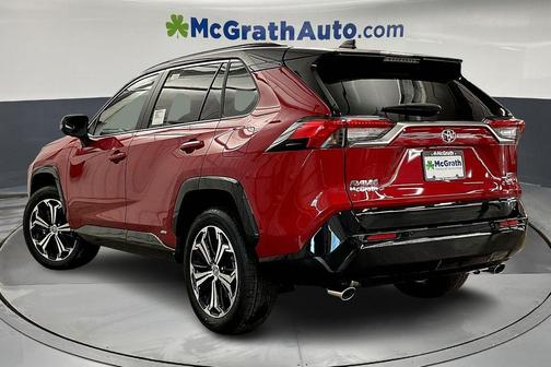 2025 Toyota RAV4 Hybrid SE