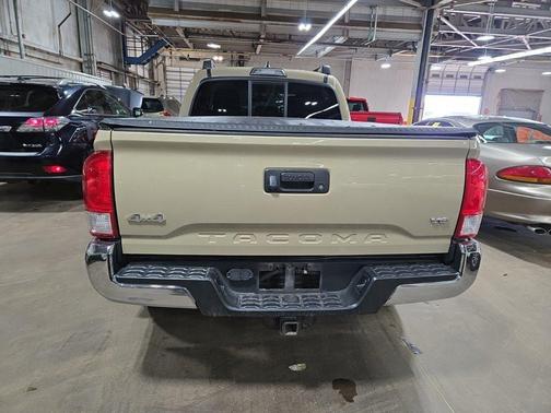 Quicksand 2017 Toyota Tacoma SR5