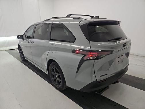 Cement 2025 Toyota Sienna Woodland Edition