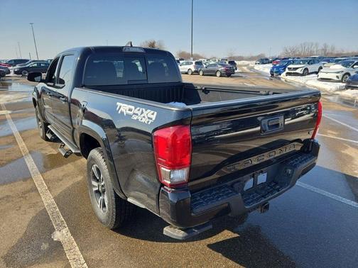 2017 Toyota Tacoma TRD Sport
