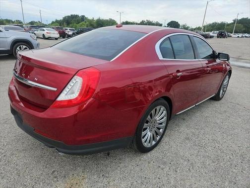 2015 Lincoln MKS Base