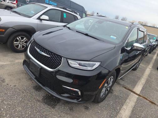 2021 Chrysler Pacifica Hybrid Limited