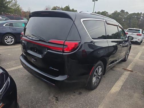 2021 Chrysler Pacifica Hybrid Limited