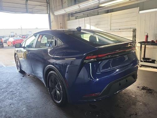 2023 Toyota Prius LE