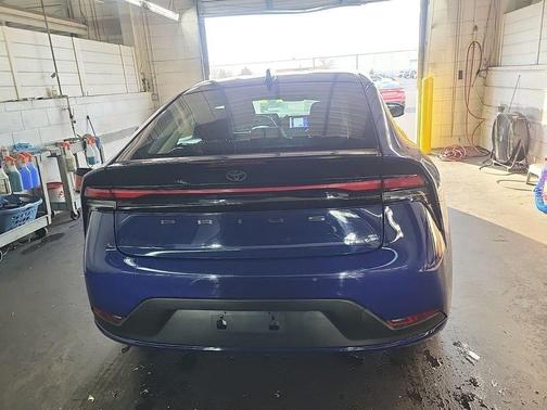 2023 Toyota Prius LE