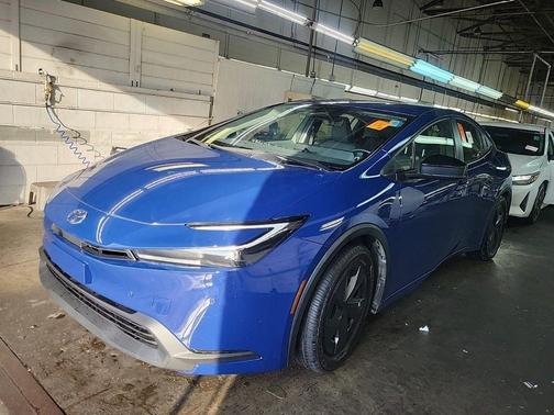 2023 Toyota Prius LE