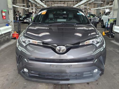 Magnetic Gray Metallic 2019 Toyota C-HR XLE