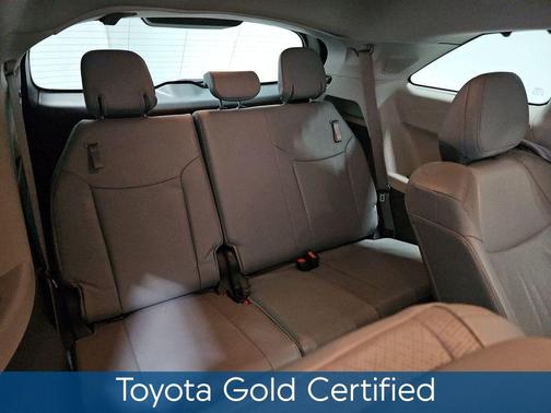 2022 Toyota Sienna Limited