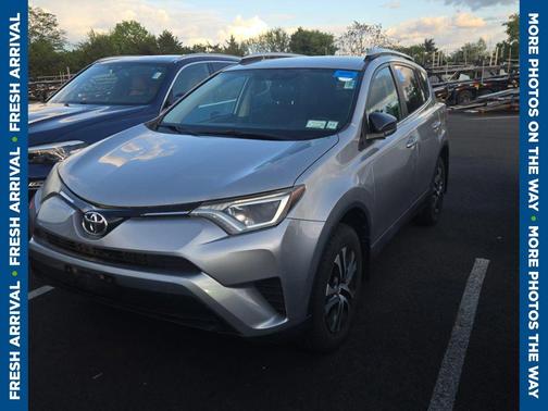 Silver Sky Metallic 2016 Toyota RAV4 LE