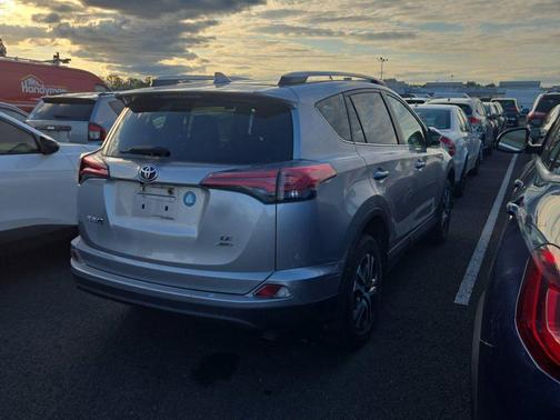 Silver Sky Metallic 2016 Toyota RAV4 LE
