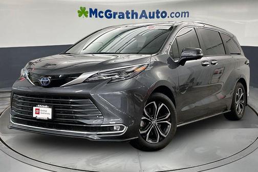 Magnetic Gray Metallic 2025 Toyota Sienna Platinum