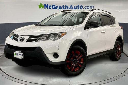 Super White 2013 Toyota RAV4 LE
