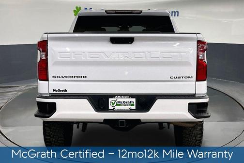 Summit White 2023 Chevrolet Silverado 1500 Custom