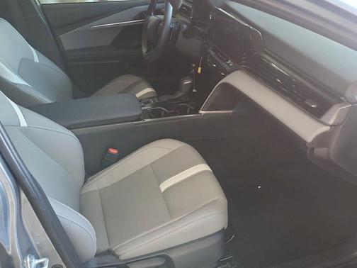 Heavy Metal 2025 Toyota Camry SE