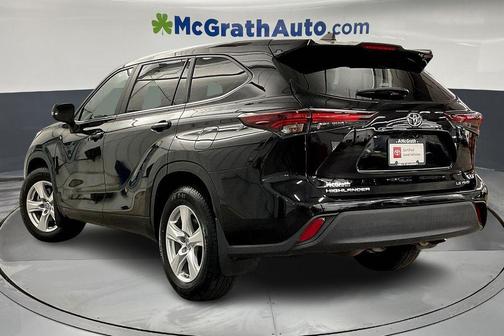 2024 Toyota Highlander LE