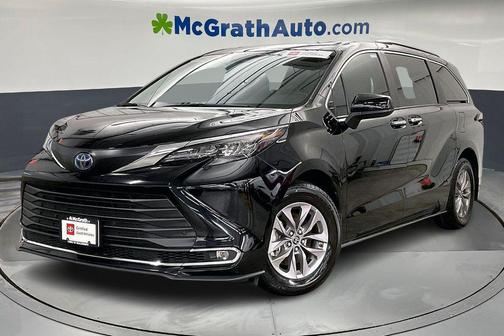 2024 Toyota Sienna XLE